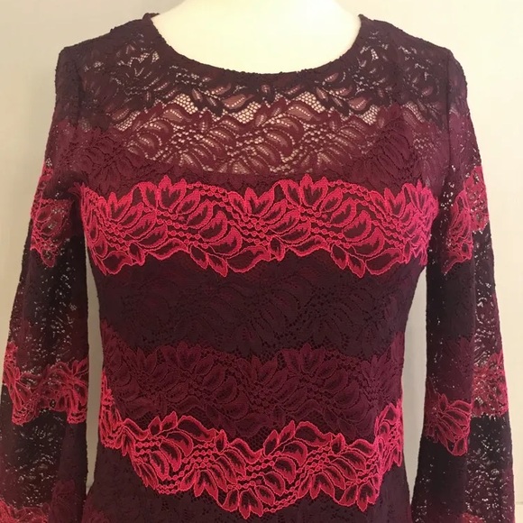 Banana Republic lace burgundy and pink top size S - Picture 4 of 5